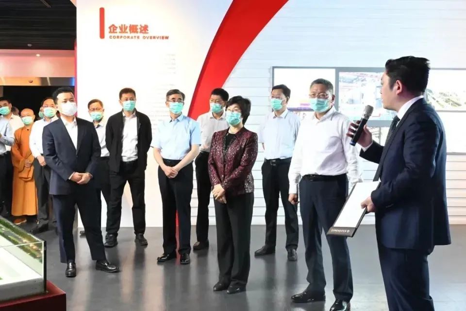 省政协主席张义珍率住苏全国政协委员来sungame参观调研
